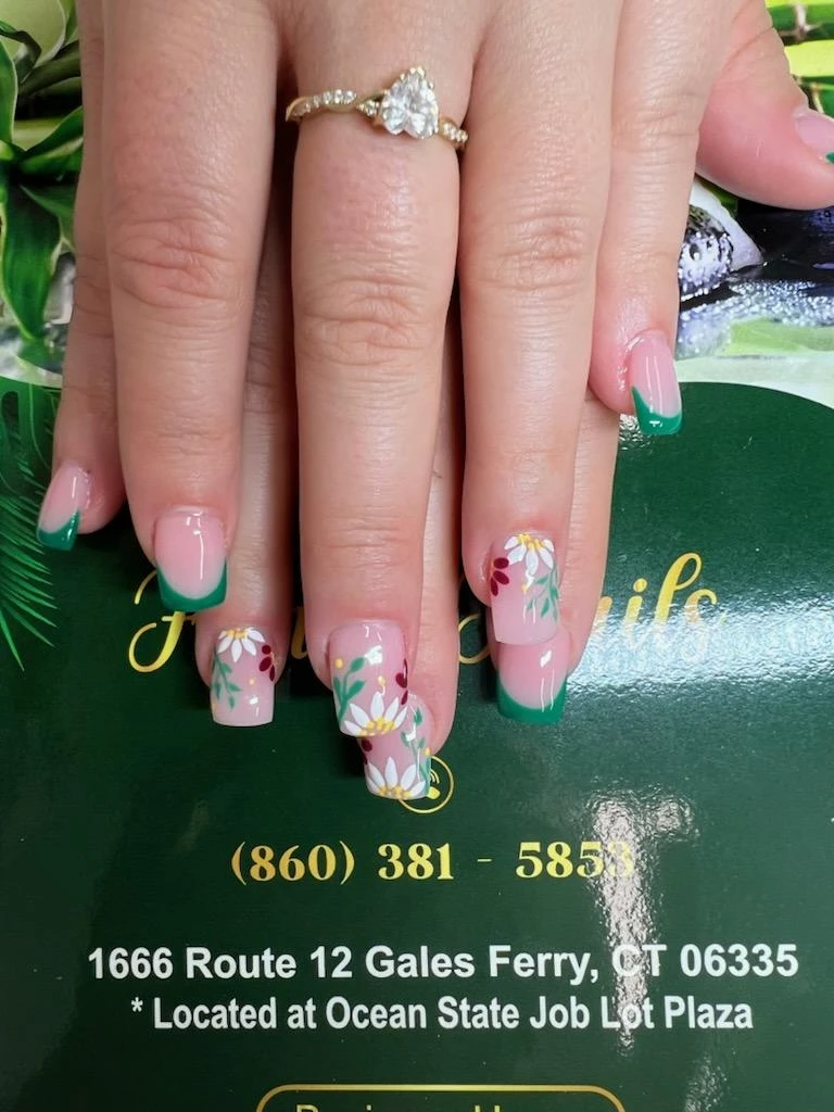 Trending August Nail Looks